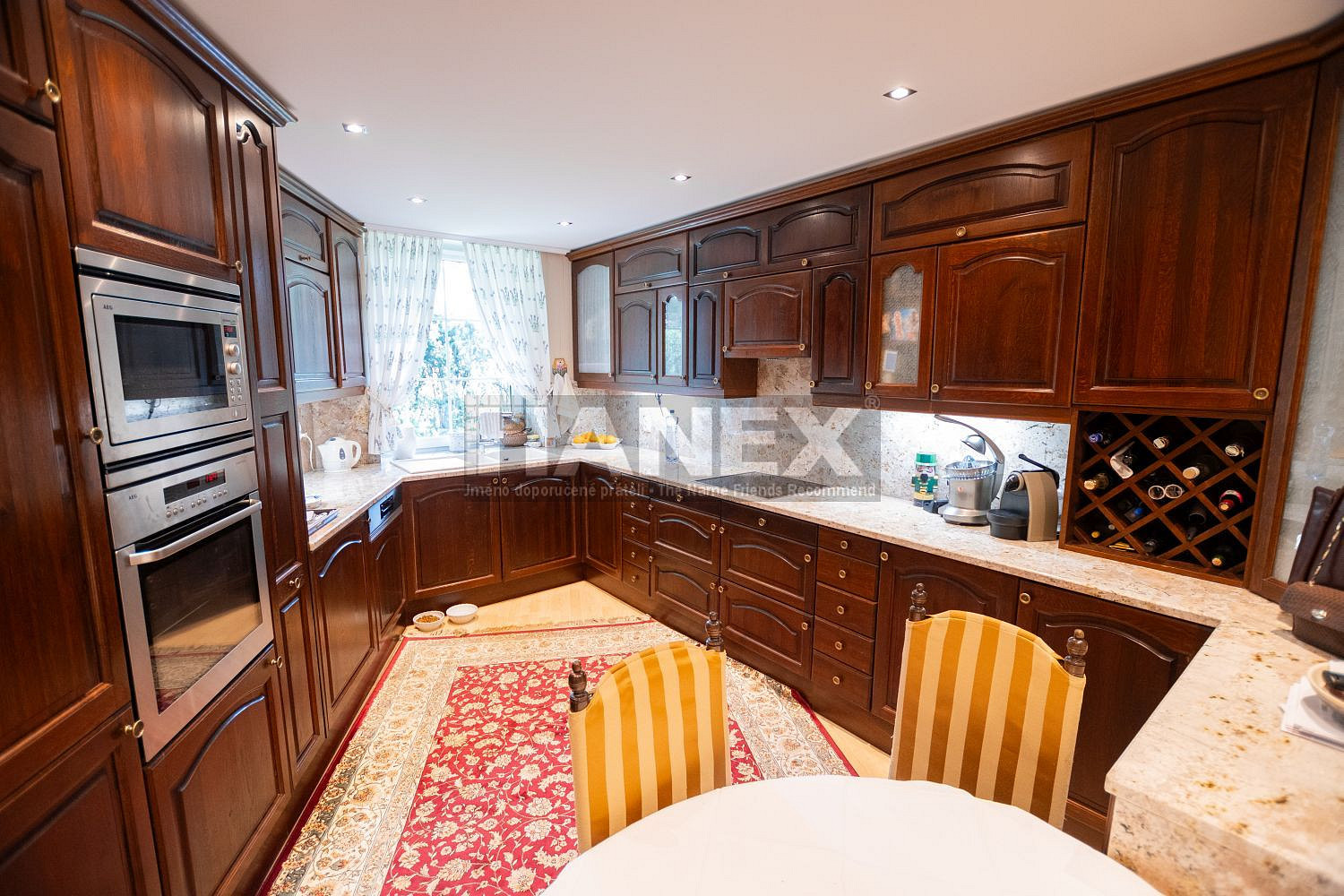 Prodej domu 365 m² s pozemkem 1 259 m² – fotografie 5
