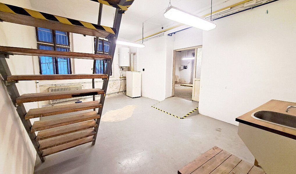 Pronájem výrobních prostor 185 m², Železný Brod – náhled fotky 13