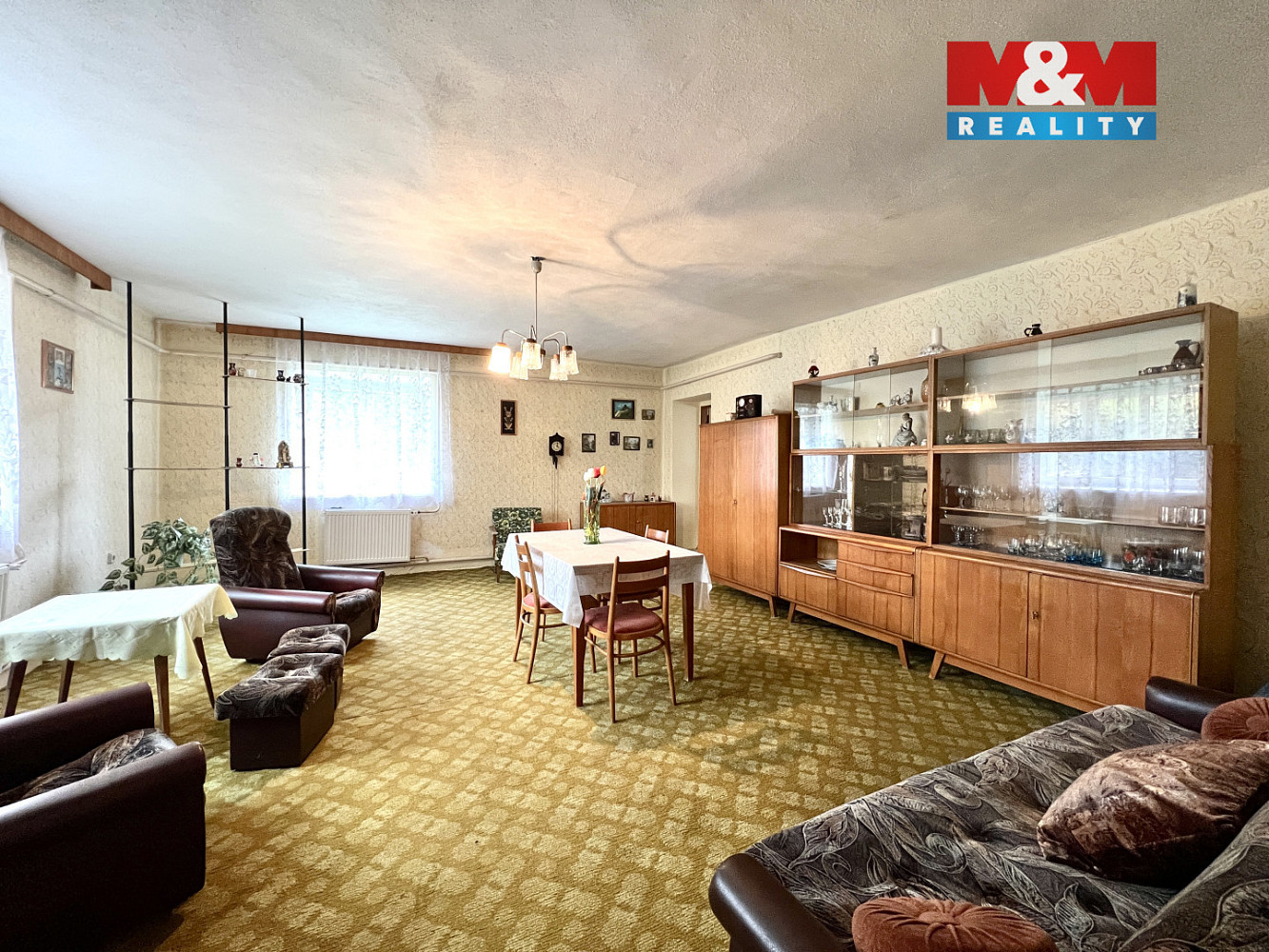 Prodej domu 200 m² s pozemkem 2 608 m² – pohled 2