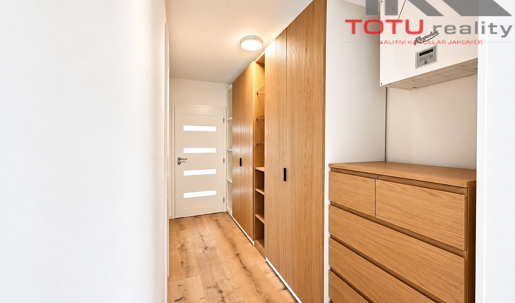 Pronájem bytu 3+kk 74 m², Černožice – náhled fotky 9