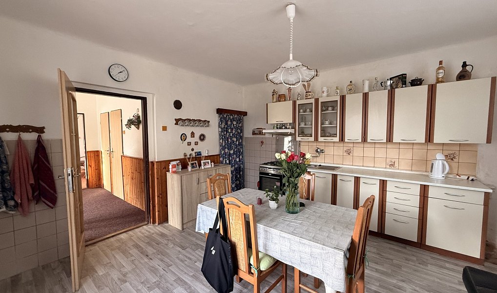 Prodej domu 115 m² s pozemkem 1 556 m², Jeviněves – náhled fotky 21