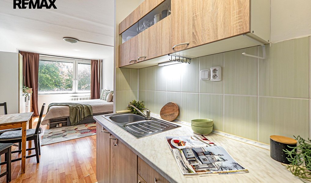 Prodej bytu 2+kk 44 m², Praha – náhled fotky 3