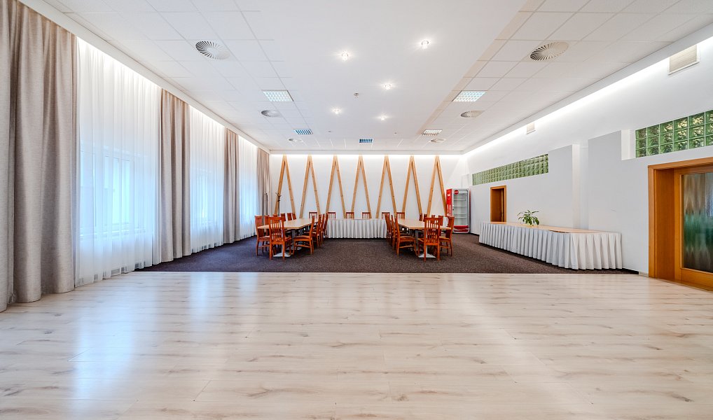 Prodej restaurace 752 m², Jablunkov – náhled fotky 6