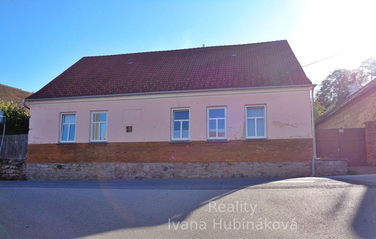 Prodej domu 98 m² s pozemkem 748 m²