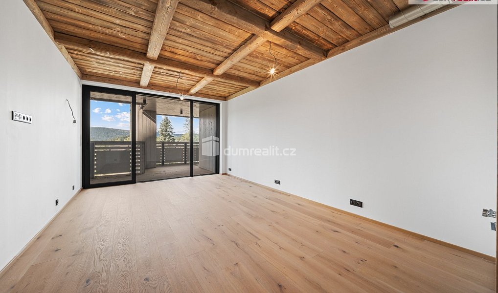 Prodej bytu 1+kk 28 m², Harrachov – náhled fotky 2