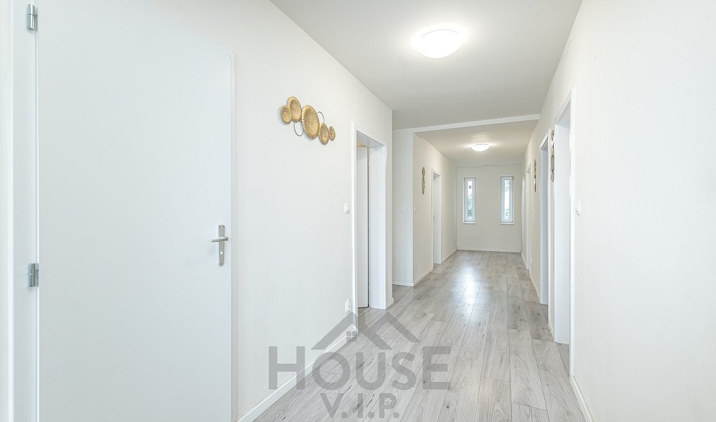 Prodej domu 550 m² s pozemkem 1 679 m², Tuklaty – náhled fotky 9