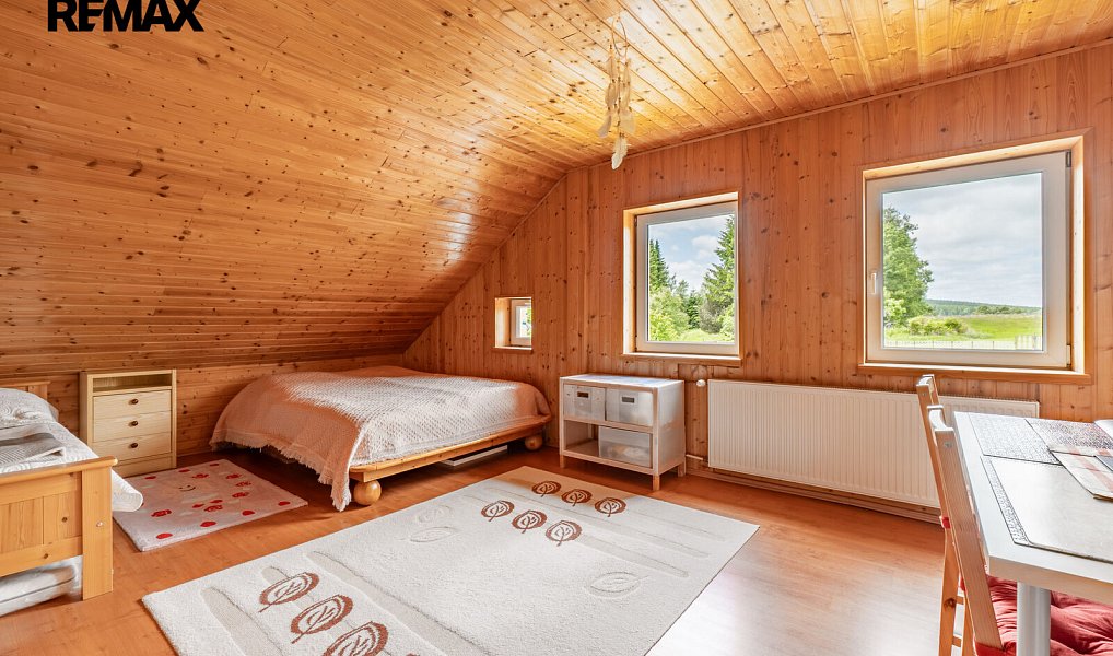 Prodej domu 328 m² s pozemkem 758 m², Vejprty – náhled fotky 51