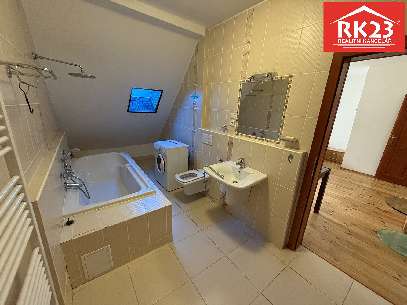 Prodej bytu 3+1 101 m² – fotografie 3