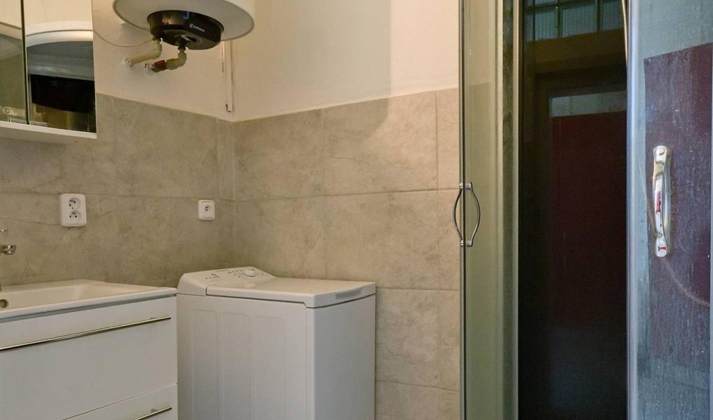 Prodej komerčního objektu (jiného typu) 168 m², Hradec Králové – náhled fotky 12