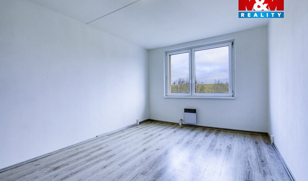 Pronájem bytu 2+1 67 m², Rovná – náhled fotky 4