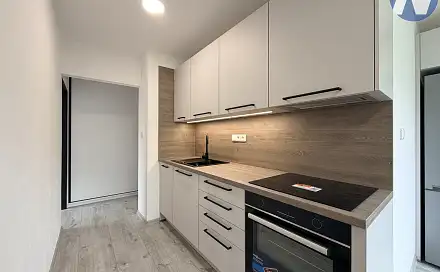 Pronájem bytu 3+1 68 m², Husinecká, Prachatice - Prachatice II
