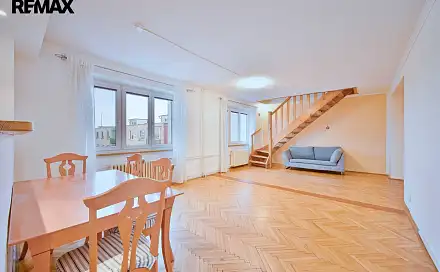 Prodej bytu 3+kk 120 m², Palackého, Cheb