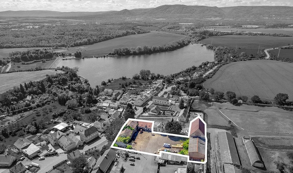 Prodej zemědělského objektu 1 415 m², Zabrušany – náhled fotky 3