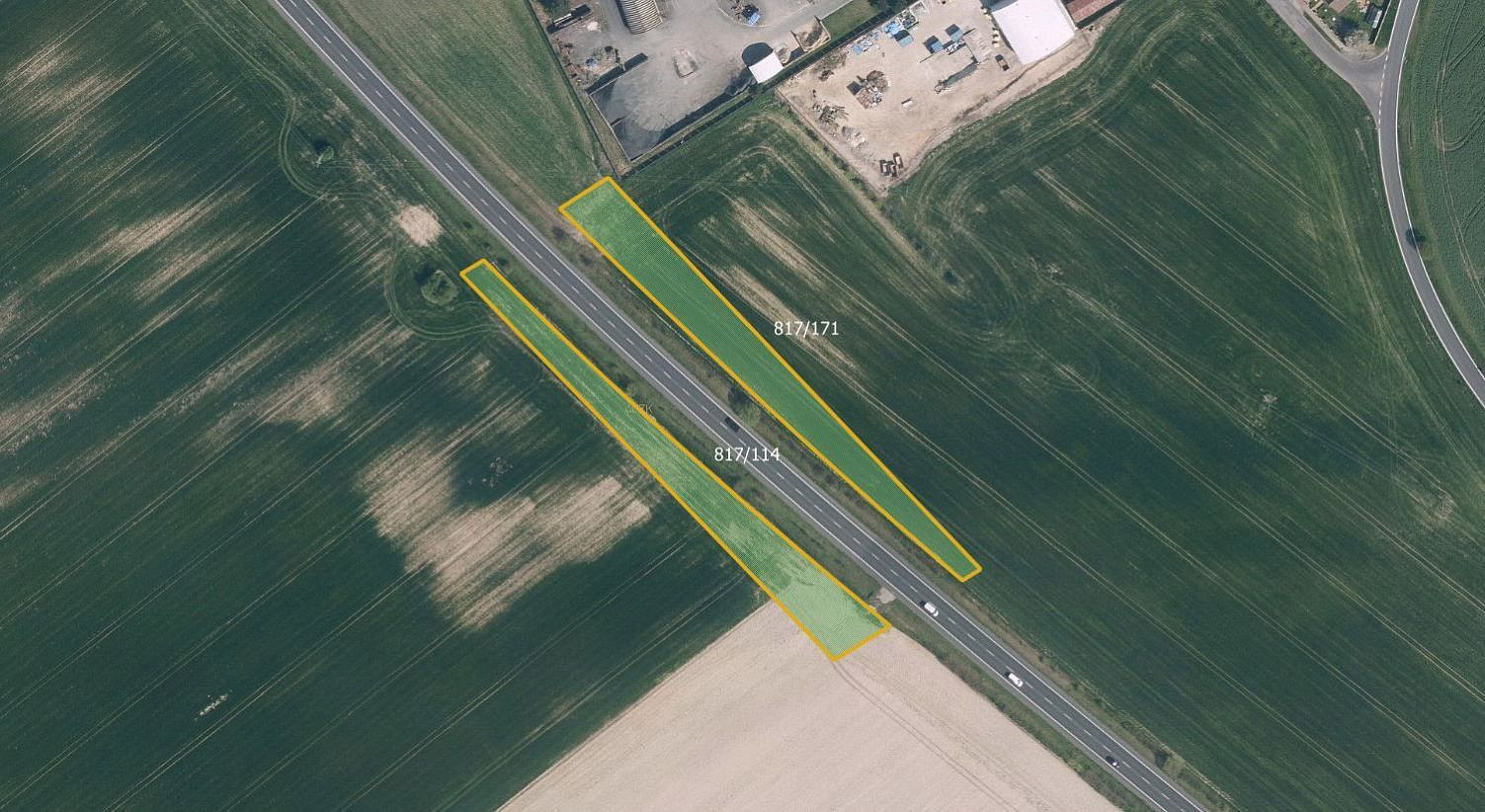 Prodej pole 3 526 m²