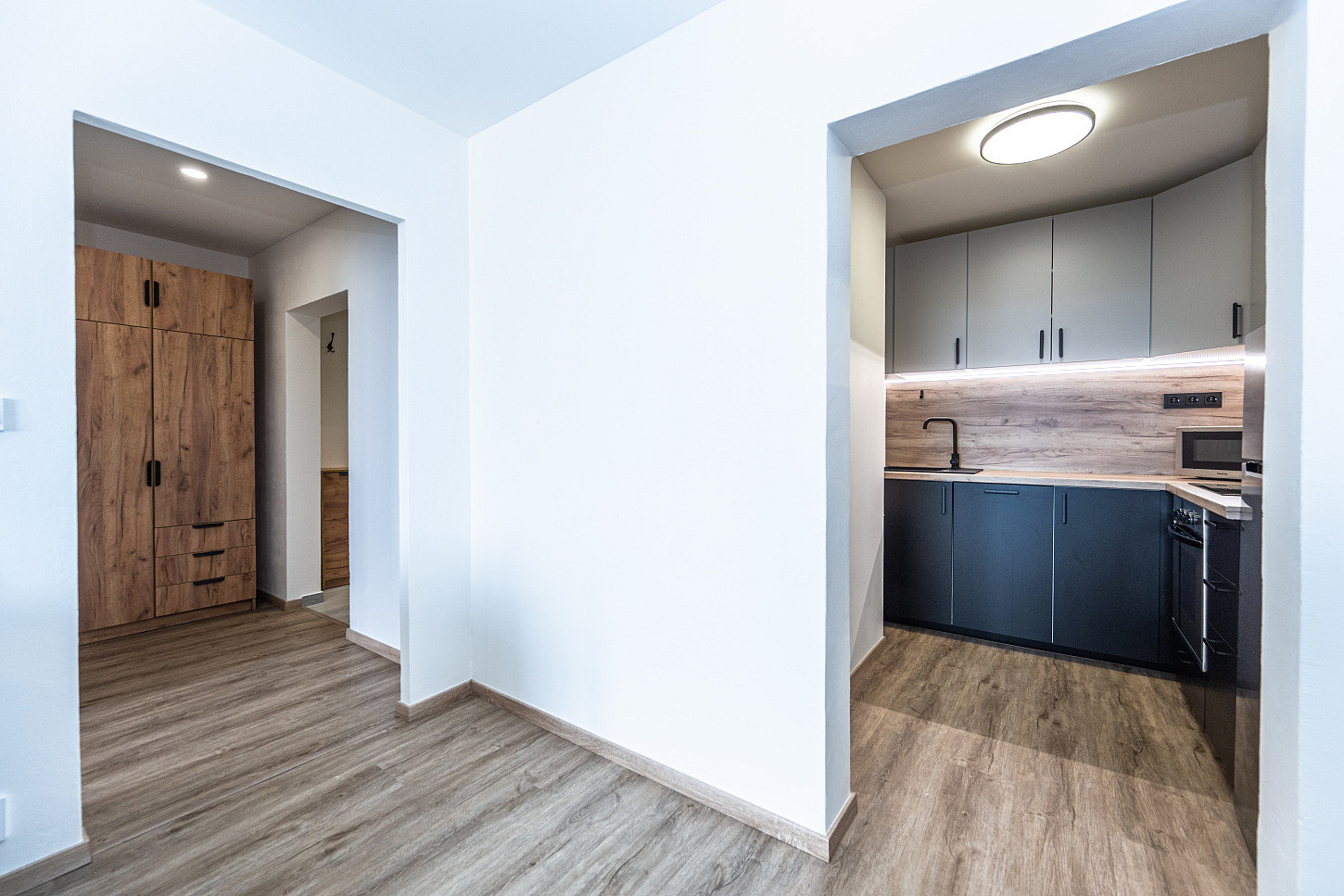Pronájem bytu 2+kk 41 m² – pohled 4