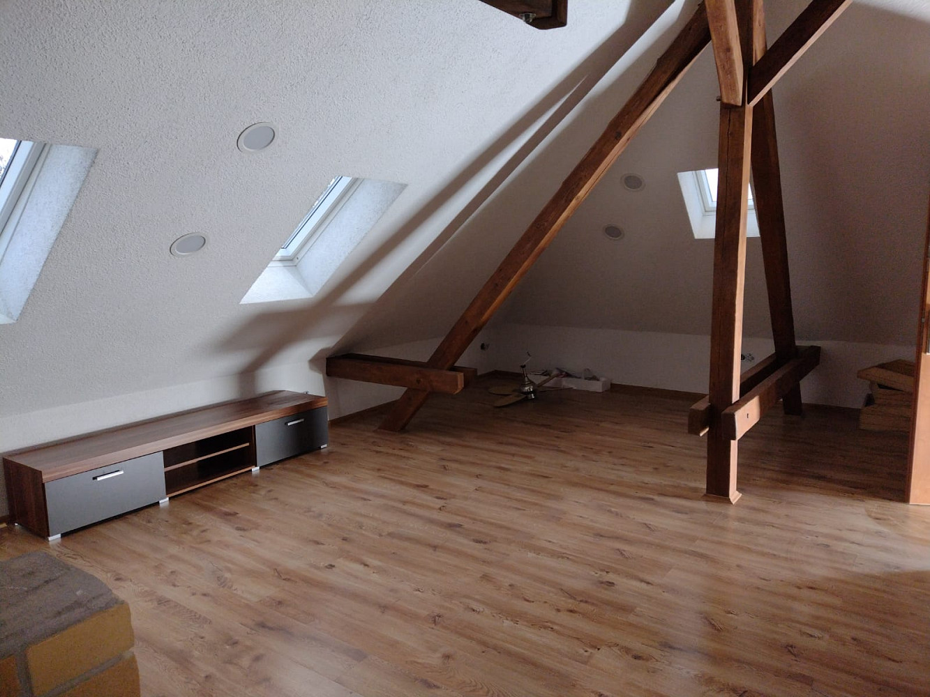 Pronájem bytu 1+kk 40 m² — photo 2