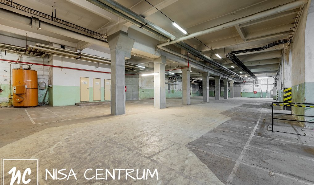 Pronájem výrobních prostor 6 000 m², Hostinné – náhled fotky 11