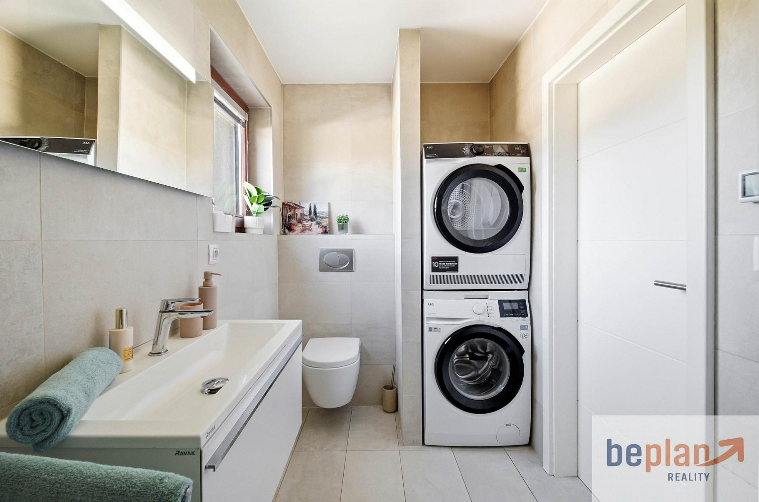 Prodej domu 161 m² s pozemkem 530 m² – pohled 6