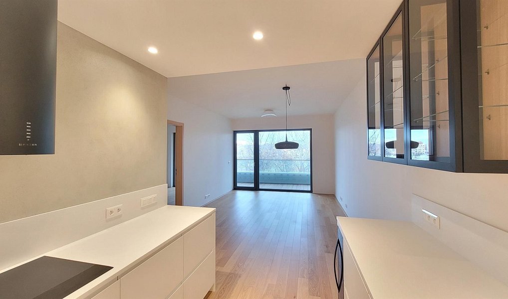 Pronájem bytu 2+kk 70 m², Praha – náhled fotky 18