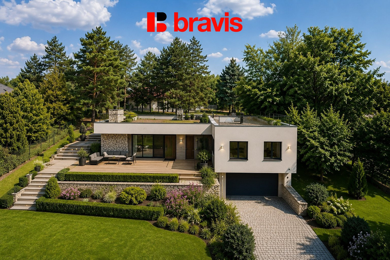 Prodej domu 217 m² s pozemkem 2 794 m²