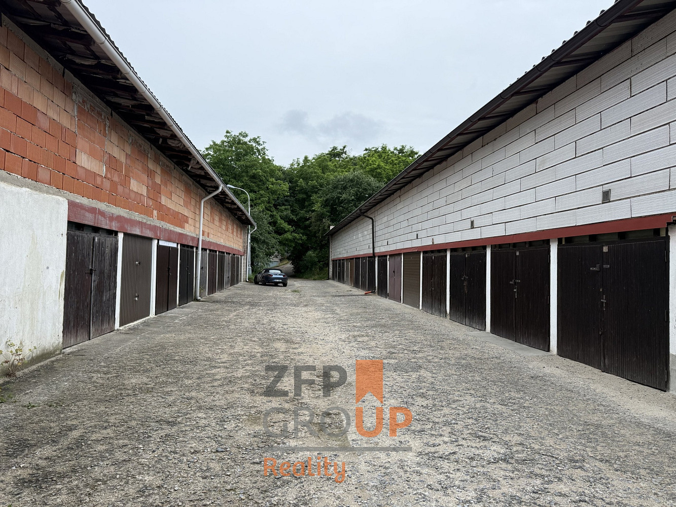 Prodej garáže 18 m2, brno - lesná