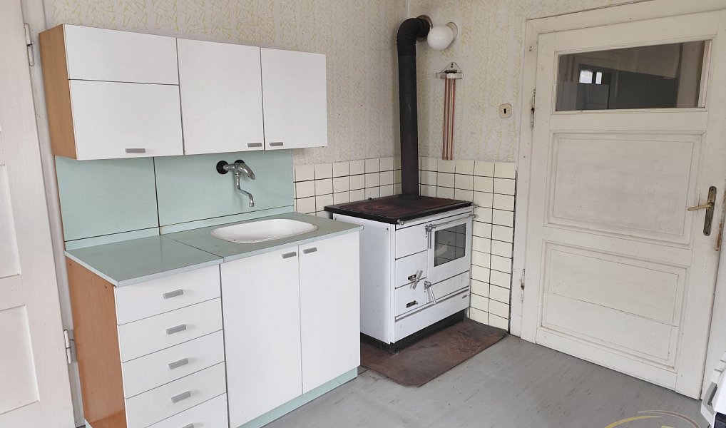 Prodej domu 181 m² s pozemkem 357 m², Strmilov – náhled fotky 4