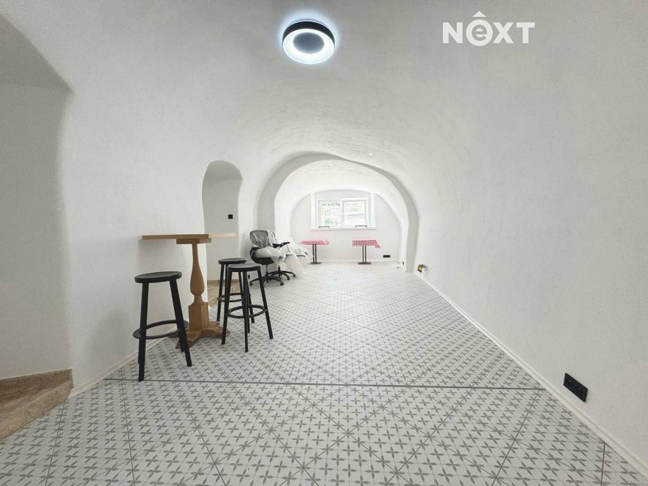 Pronájem obchodních prostor 87 m² — photo 3