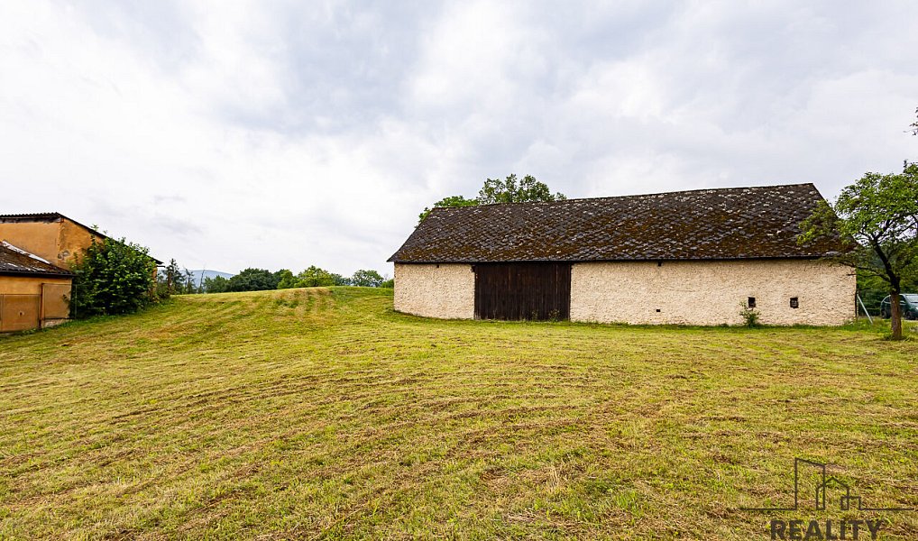 Prodej domu 190 m² s pozemkem 5 882 m², Zaječov – náhled fotky 13