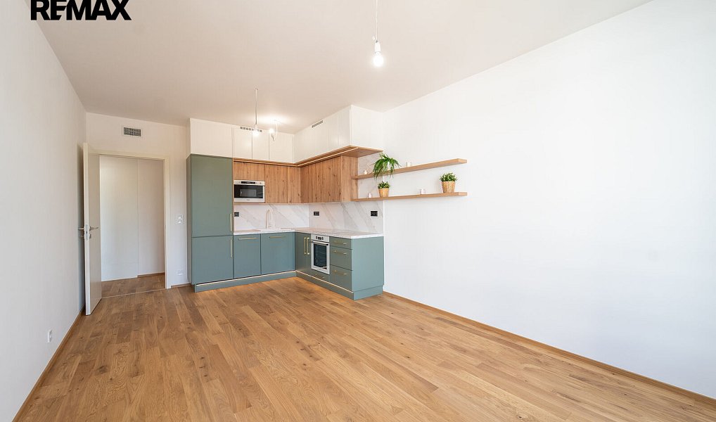 Pronájem bytu 2+kk 54 m², Praha – náhled fotky 2