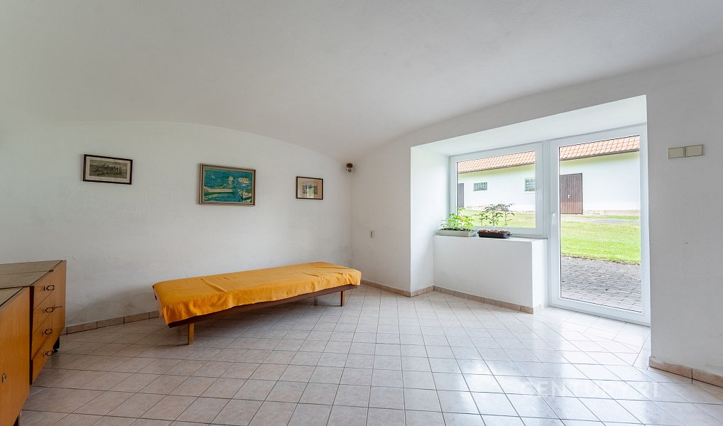 Prodej chaty/chalupy 124 m² s pozemkem 2 415 m², Načeradec – náhled fotky 20