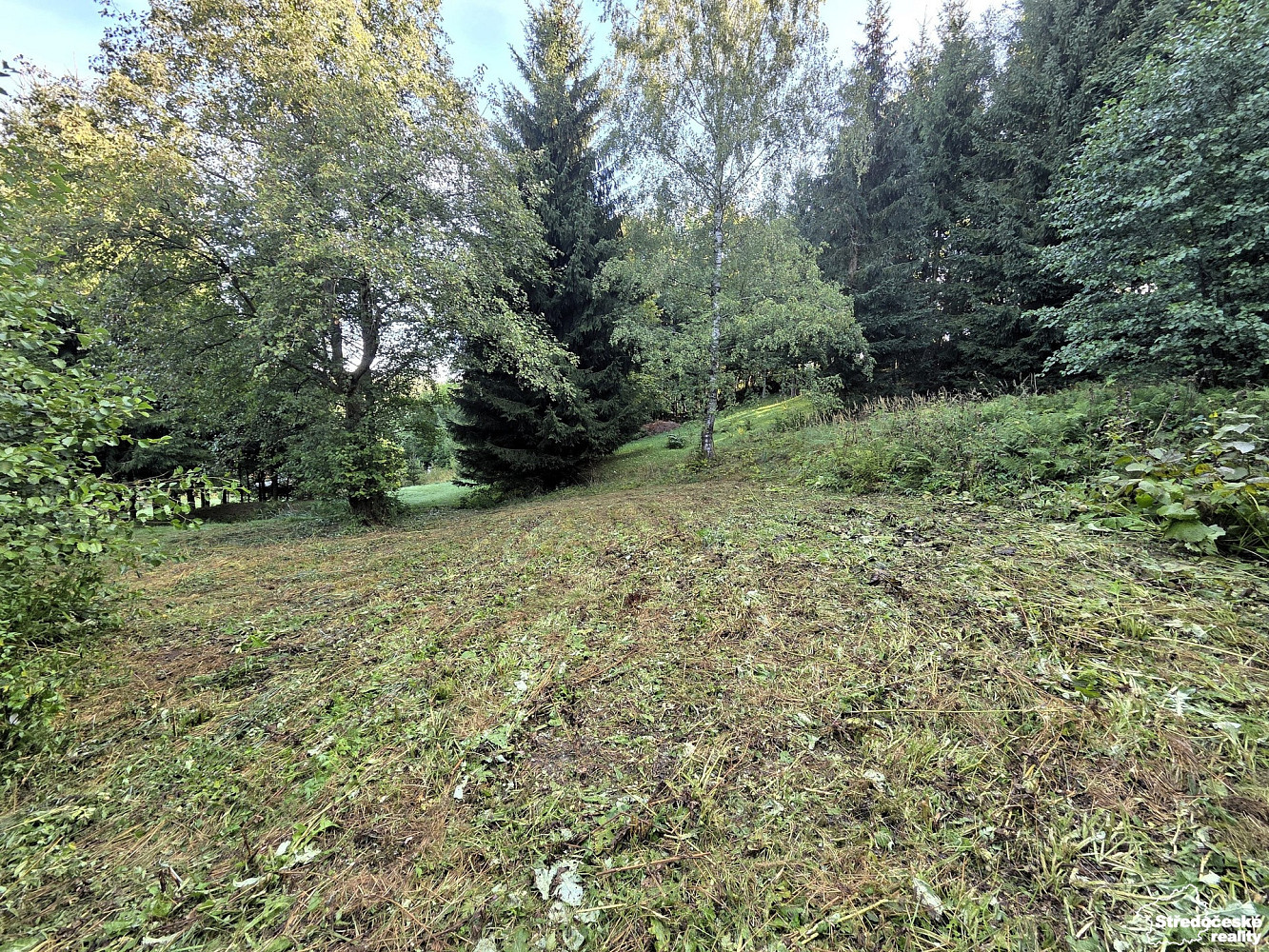 Prodej stavebního pozemku 1 032 m² – fotografie 5