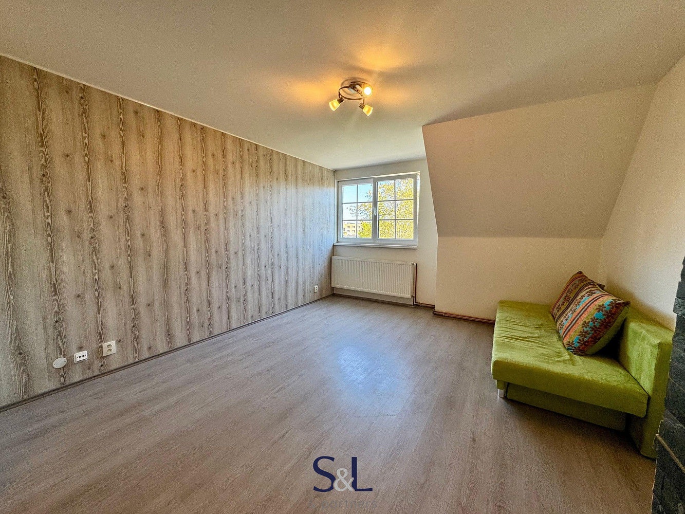 Pronájem bytu 2+kk 37 m² – fotografie 3