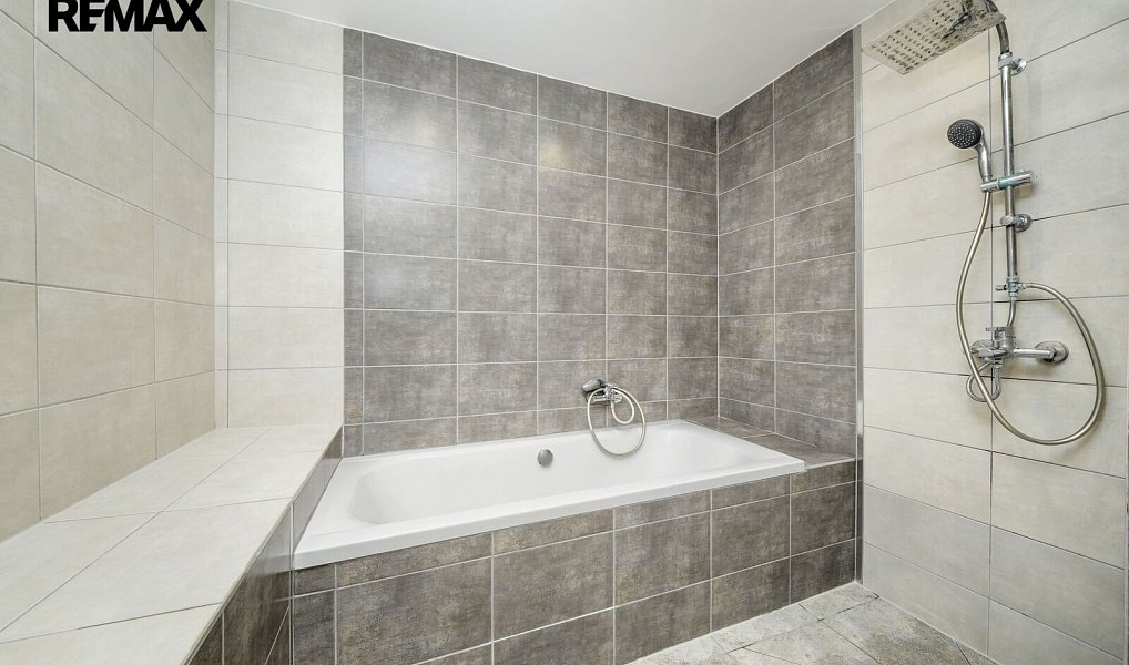Prodej domu 210 m² s pozemkem 743 m², Modřice – náhled fotky 16