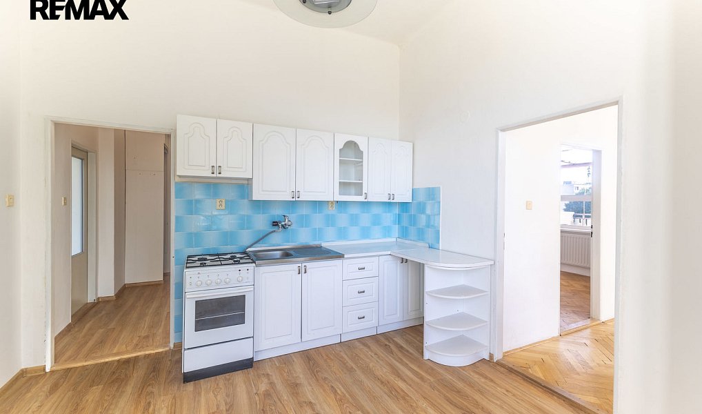 Prodej domu 700 m² s pozemkem 966 m², Jaroměř – náhled fotky 2