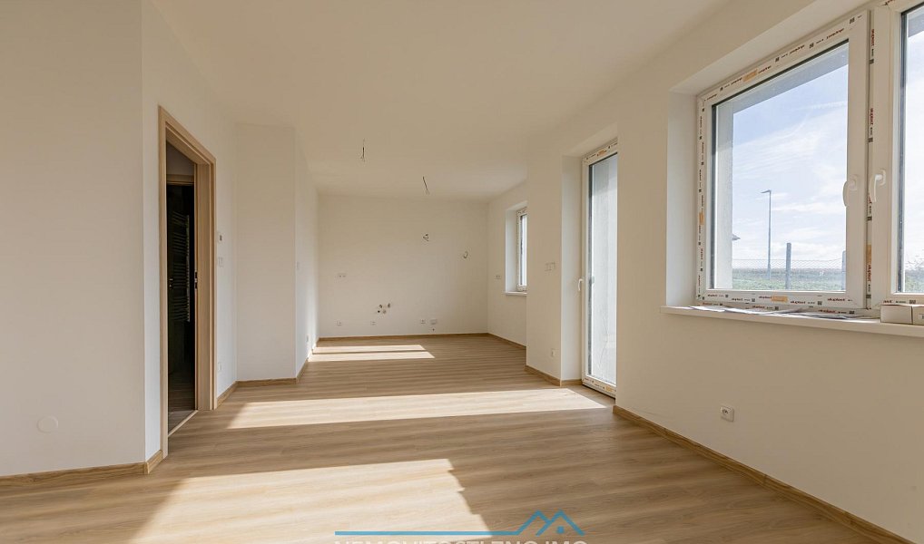 Prodej domu 95 m² s pozemkem 382 m², Znojmo – náhled fotky 5