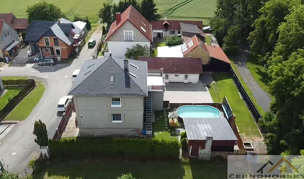Prodej domu 363 m² s pozemkem 870 m², Mutějovice – náhled fotky 11