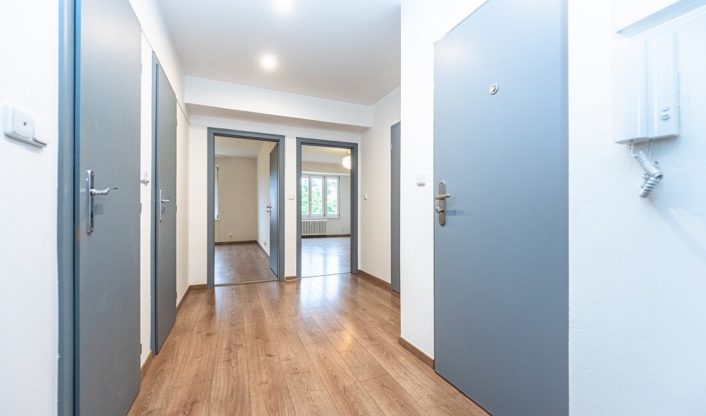 Prodej bytu 2+1 79 m², Praha – náhled fotky 2