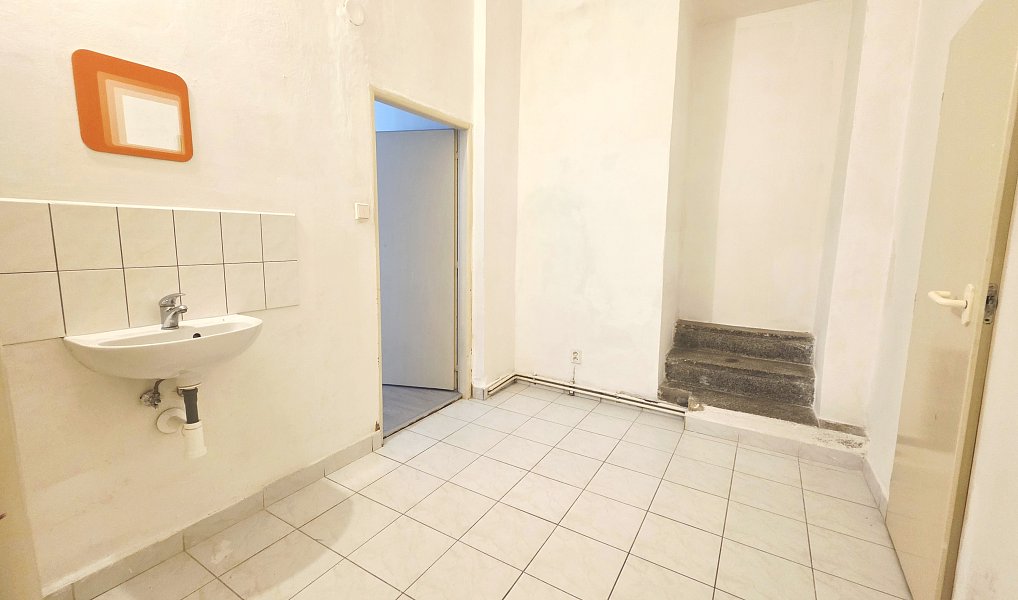 Pronájem kanceláře 167 m², Plzeň – náhled fotky 10