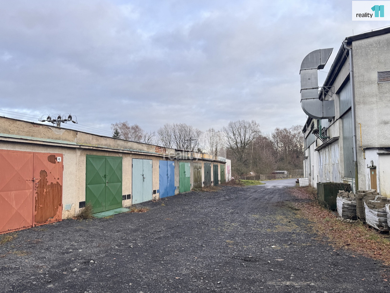 Prodej zděné řadové garáže, 20 m2, šluknov — photo 5