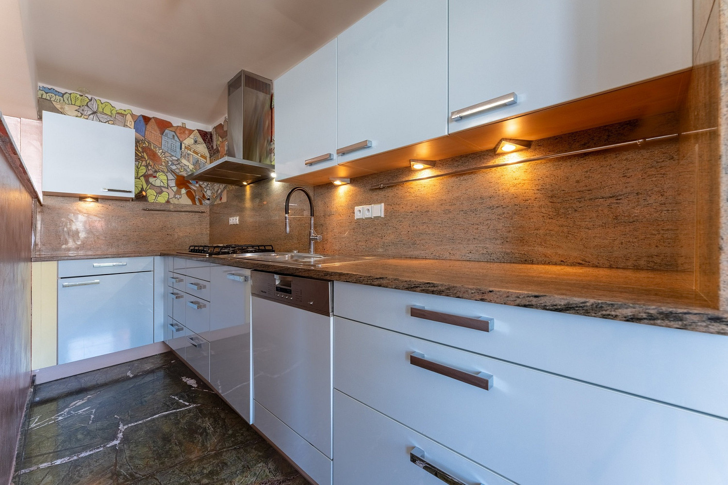 Prodej bytu 3+kk 72 m²