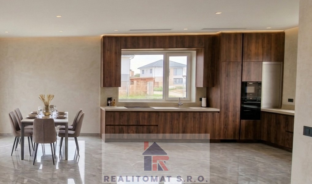 Prodej domu 190 m² s pozemkem 842 m², Polerady – náhled fotky 6