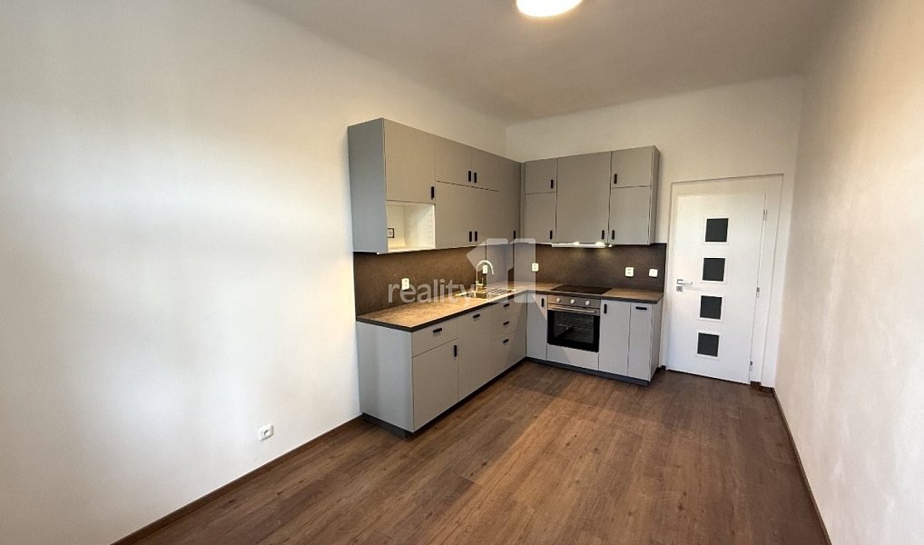 Pronájem bytu 3+1 68 m², Praha – náhled fotky 4