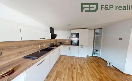 Prodej bytu 2+kk 77 m², Komenského, Žleby, okres Kutná Hora