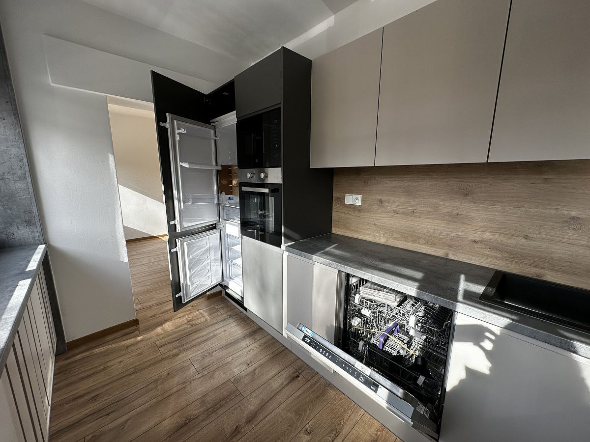 Pronájem bytu 2+1 50 m² – fotografie 2