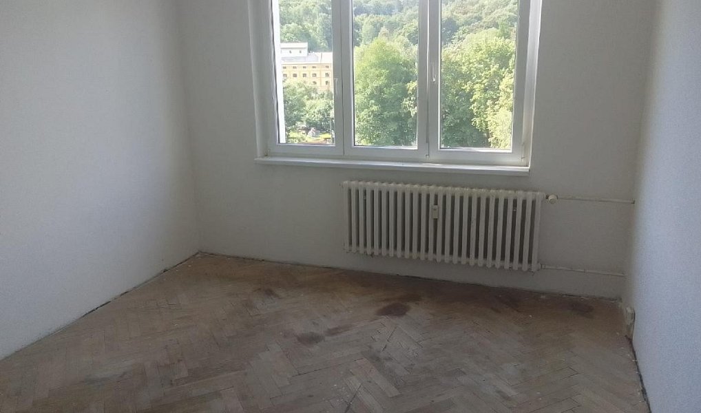 Prodej bytu 2+1 52 m², Žlutice – náhled fotky 3
