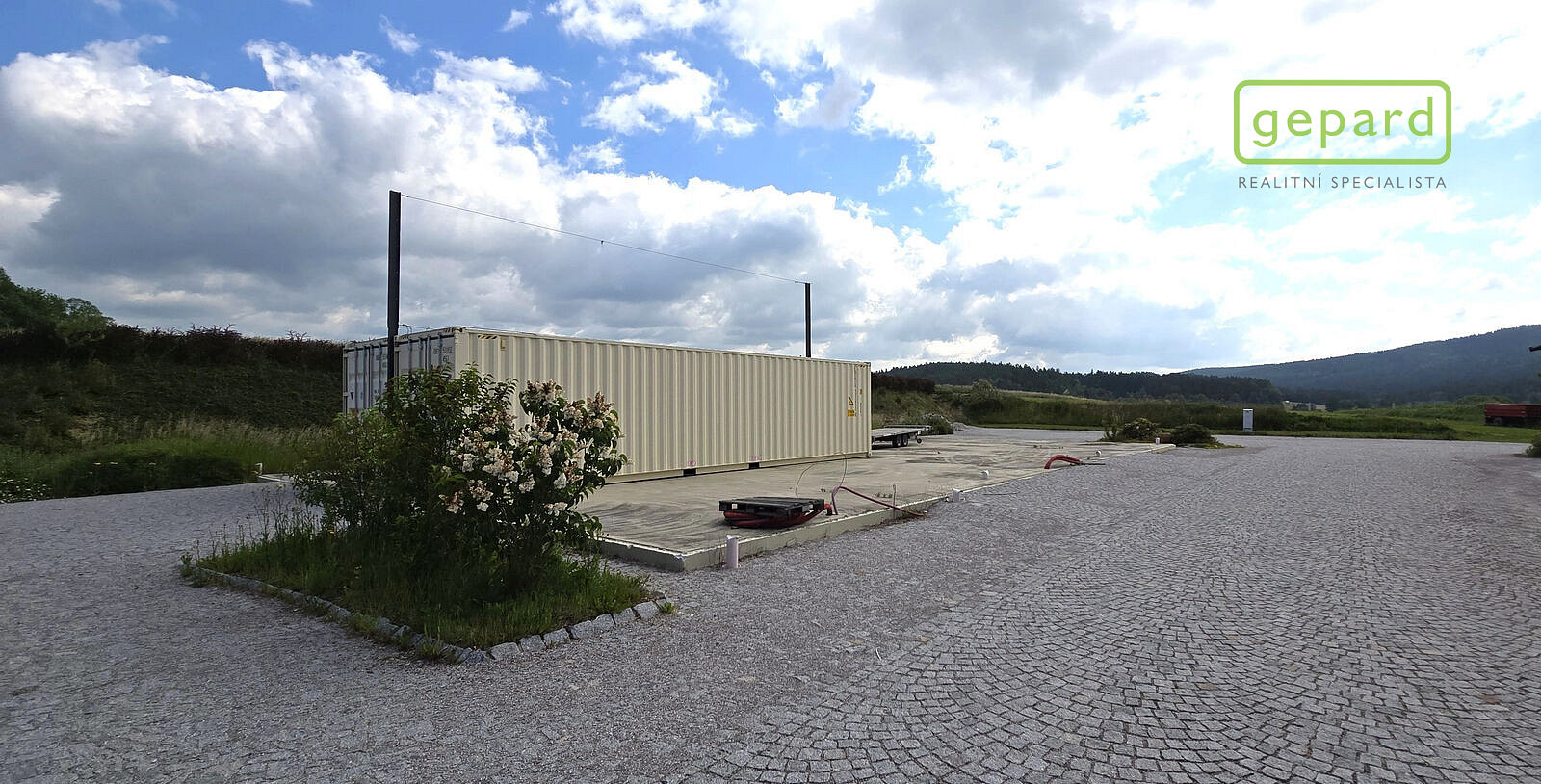 Prodej komerčního pozemku 1 703 m² – fotografie 2