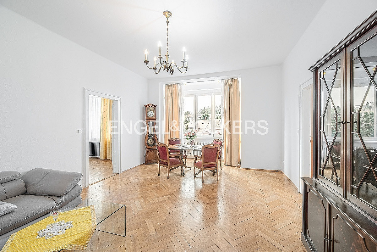 Pronájem bytu 4+1 149 m² — photo 3