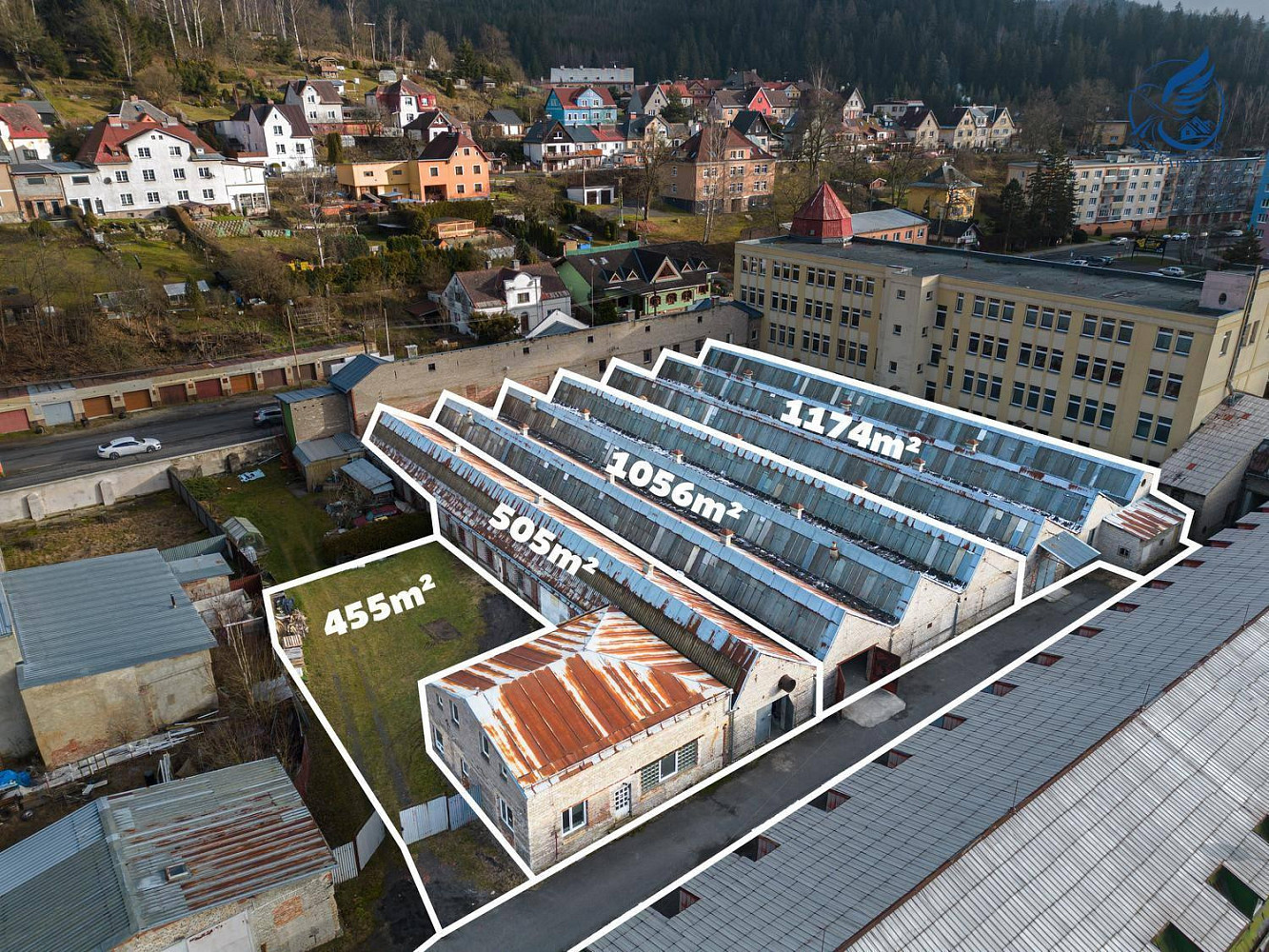 Prodej skladovacích prostor 2 955 m²