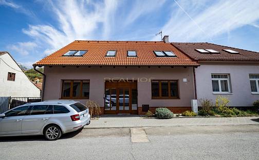 Prodej domu 200 m² s pozemkem 200 m², Pod Lipami, Silůvky, okres Brno-venkov