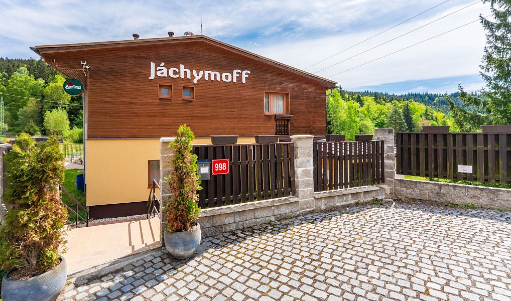 Prodej ubytovacího objektu 578 m², Jáchymov – náhled fotky 8